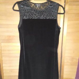 My Michelle SZ L Black Velvet with Lace Chest Sleeveless Short Dress